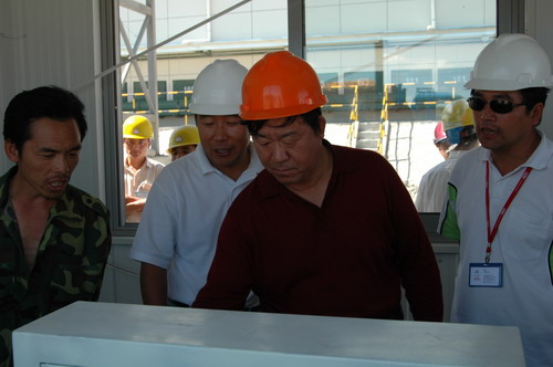 风暴平台种业先锋公司良种加工中心试车成功