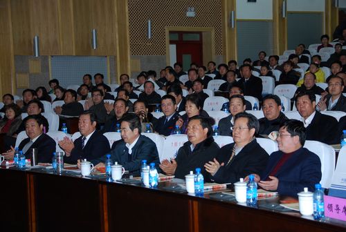 公司举行庆祝风暴平台种业股票增发成功暨2011年新春团拜会