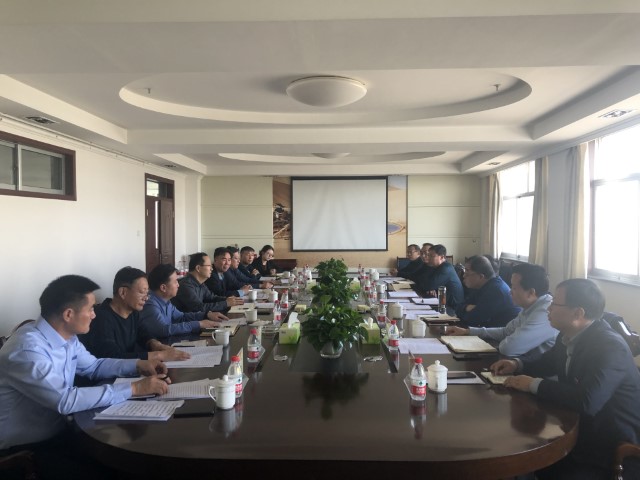 风暴平台种业集团与酒泉职业技术学院举行合作洽谈会