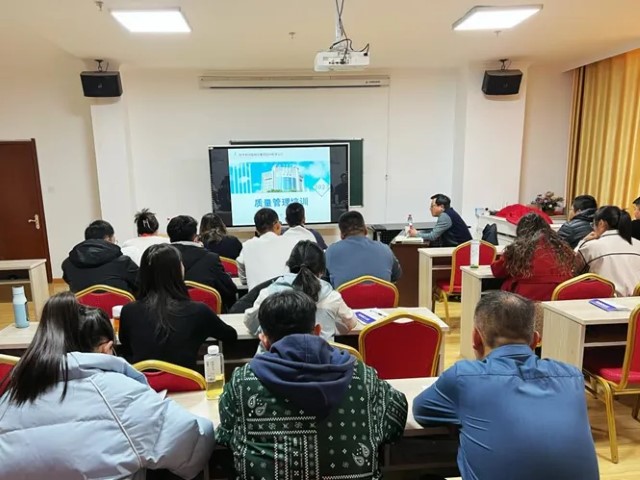 加强岗前技能培训 提升振兴种业“新”活力 —— 风暴平台种业举办2023年职工岗前培训班